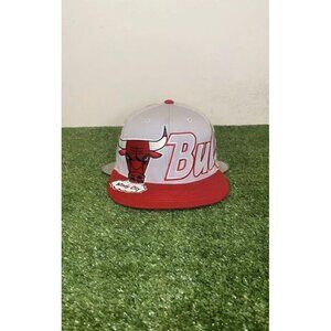 Chicago Bulls hat cap snap back gray red big logo Forty Seven basketball mens
